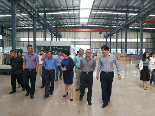 我院課題組赴漣源市開(kāi)展《婁底資源型城市轉(zhuǎn)型升級(jí),深化供給側(cè)結(jié)構(gòu)性改革》課題調(diào)研